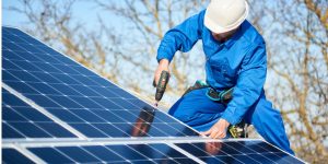 Installation Maintenance Panneaux Solaires Photovoltaïques à Serra-di-Ferro